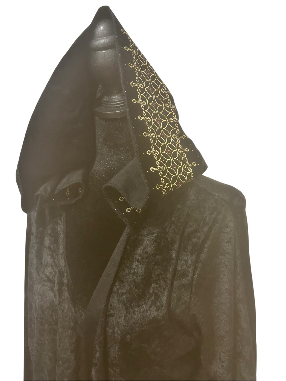 Black Crushed Velvet Hooded Cape womens M Embroidered Gothic Witchy Renaissance - Picture 4 of 16
